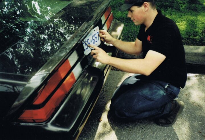 Putting on the rear plate